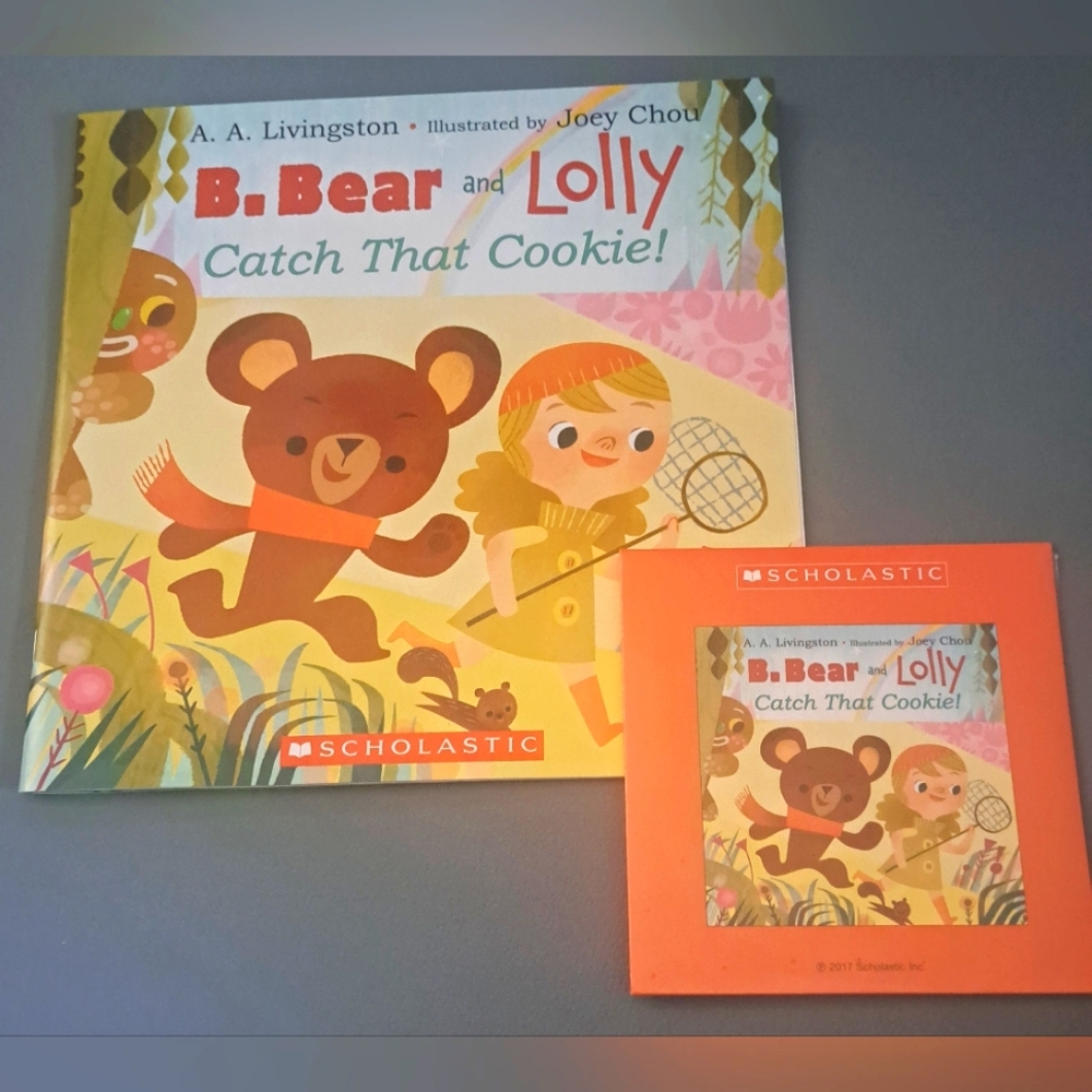 New Scholastic B. Bear and Lolly Catch That Cookie! Book and CD Set
